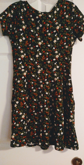 Black floral dress- super soft - Picture 3 of 3